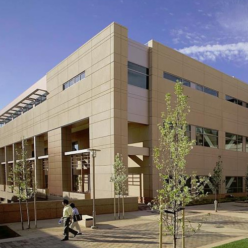 Больницы, клиники