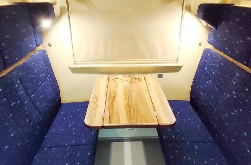 ЗАО «Гомельский ВСЗ»: пассажирские купейные вагоны моделей 61-4517.02 и 61-4517.03